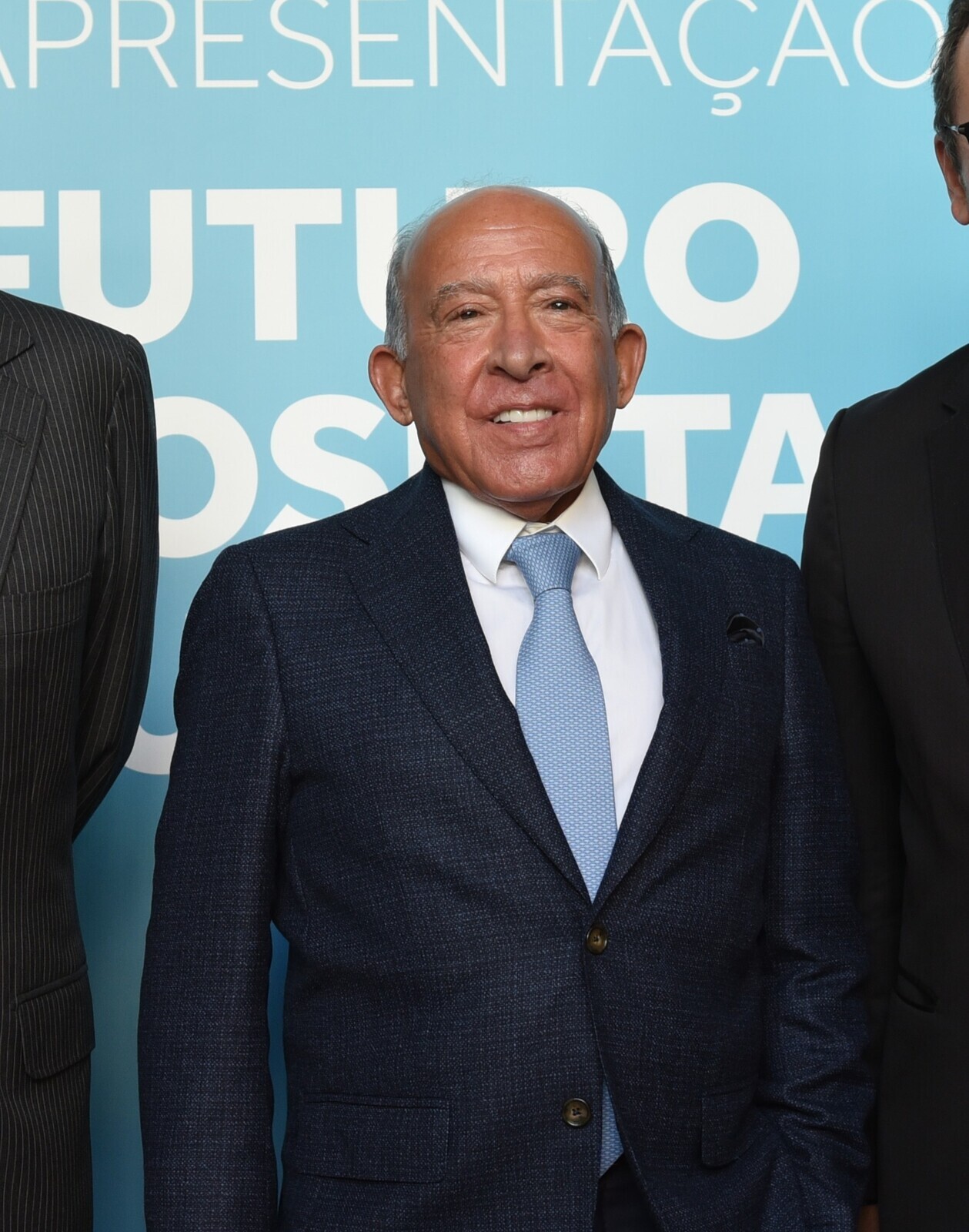 Município lamenta a morte de Artur Meneses