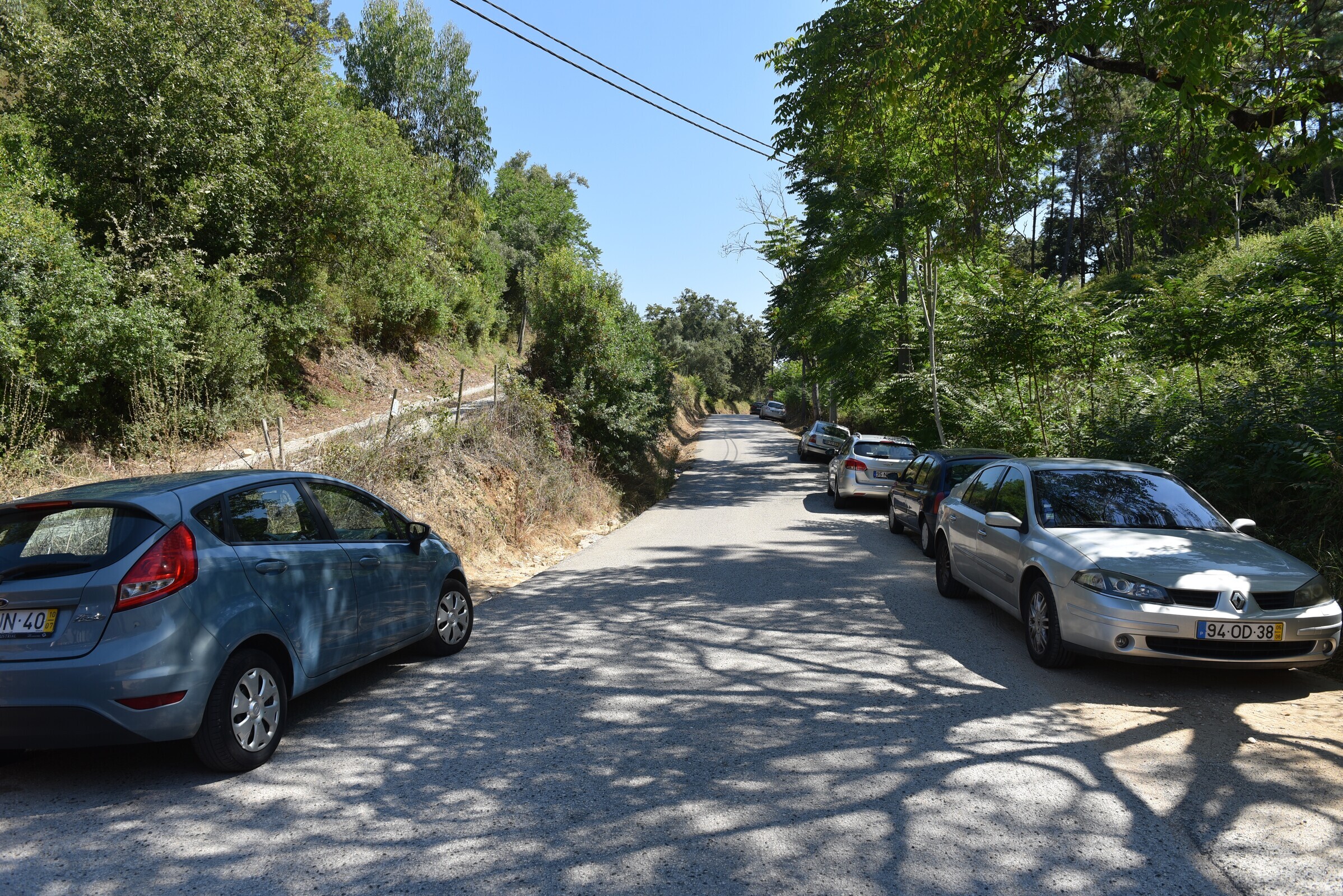 Obra de drenagem avança para a Rua Emídio Agostinho Marques após conclusão na Rua de São Miguel